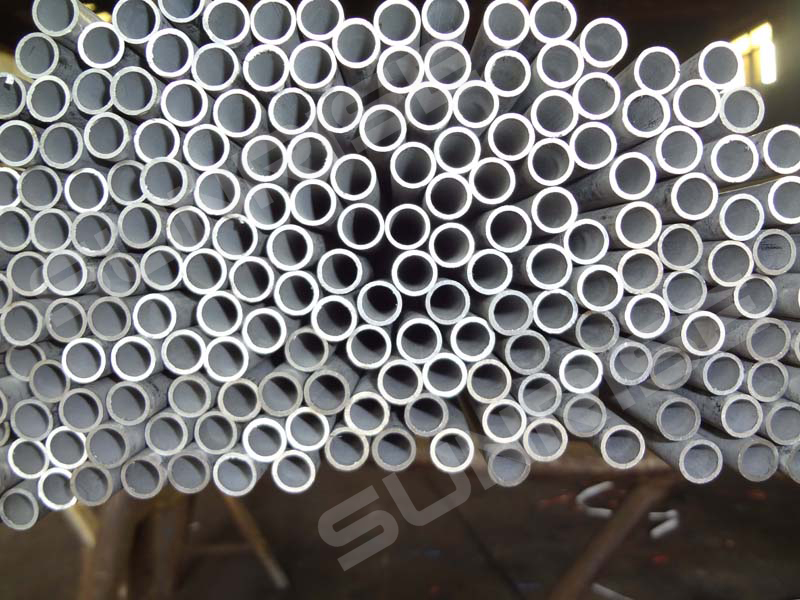 TUBE ,SEAMLESS STAINLESS STEEL, 1/2, SCH 40,LENGTH 6M,ASTM A213 TP304