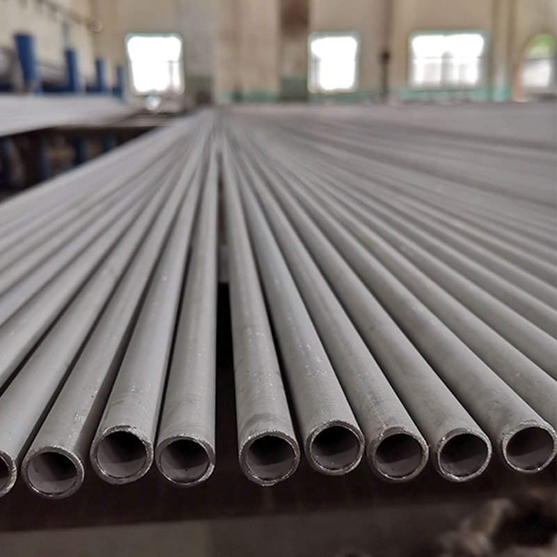 ASTM A312 TP304 Heat Exchange Stainless Steel SEAMLESS PIPE, Size 25.4mm, Wall Thickness 16 BWG , Length: 6.0 M